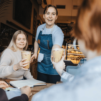 Den avgiftsfria tjänsten Sommarjobbarinfo hjälper sommarjobbare